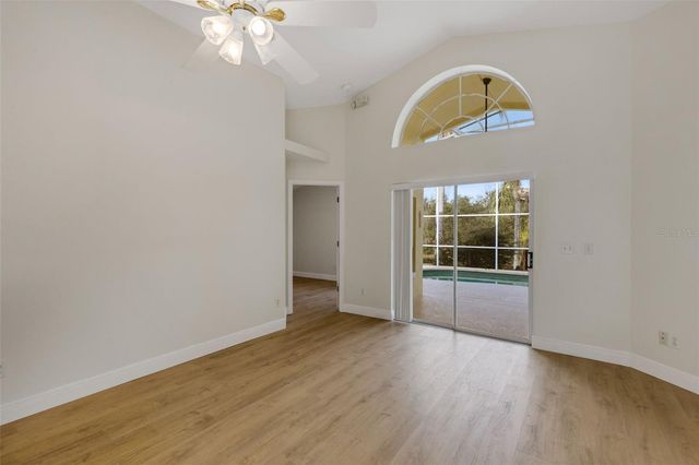 102 CANARY ISLAND CIRCLE, Davenport, FL 33837