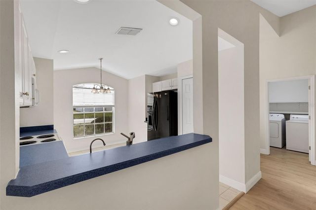 102 CANARY ISLAND CIRCLE, Davenport, FL 33837