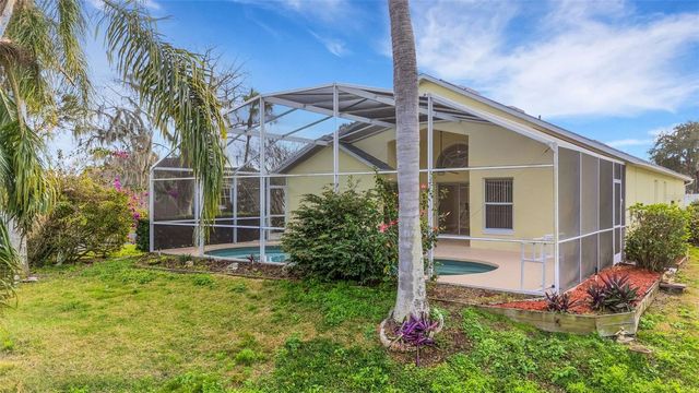 102 CANARY ISLAND CIRCLE, Davenport, FL 33837