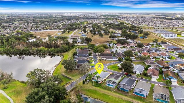 102 CANARY ISLAND CIRCLE, Davenport, FL 33837