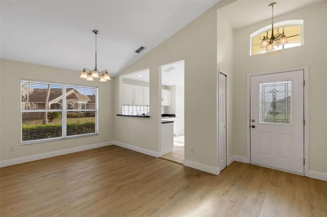 102 CANARY ISLAND CIRCLE, Davenport, FL 33837