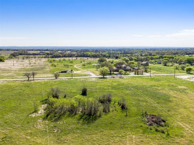 408 Cr-1475, Alvord, TX 76225