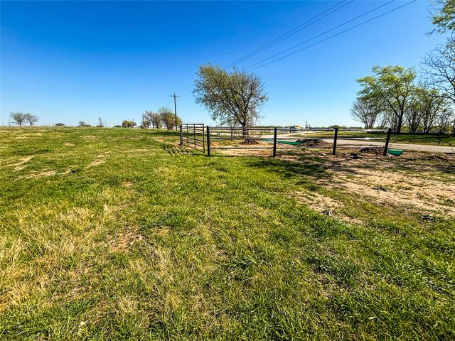 408 Cr-1475, Alvord, TX 76225