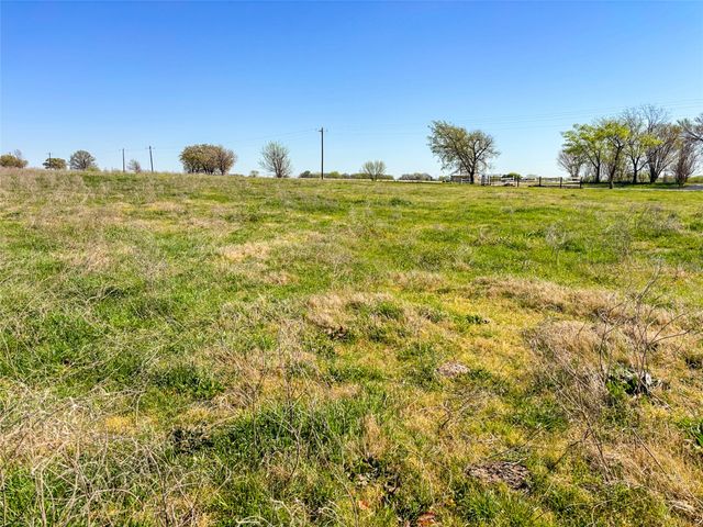 408 Cr-1475, Alvord, TX 76225
