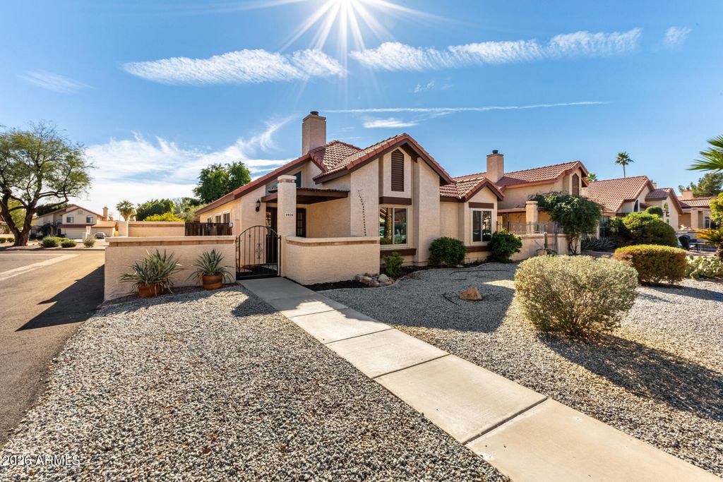 Image 1 of property listing at 1919 E VELVET Drive, Tempe, AZ 85284