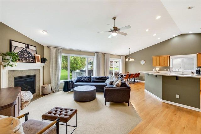 9423 White Fox Lane, Middleton, WI 53562