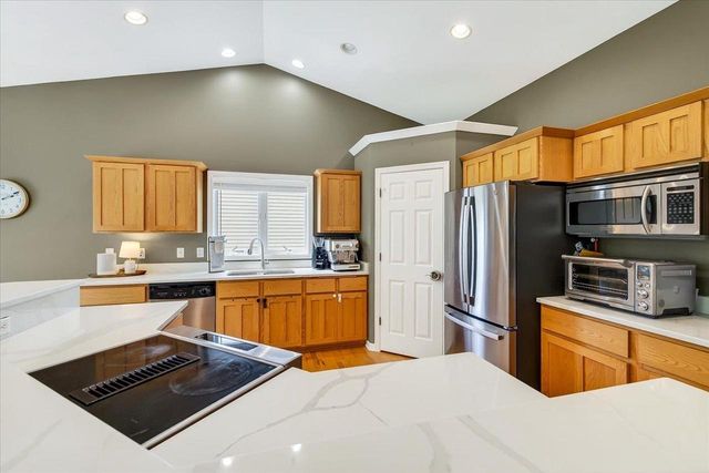 9423 White Fox Lane, Middleton, WI 53562