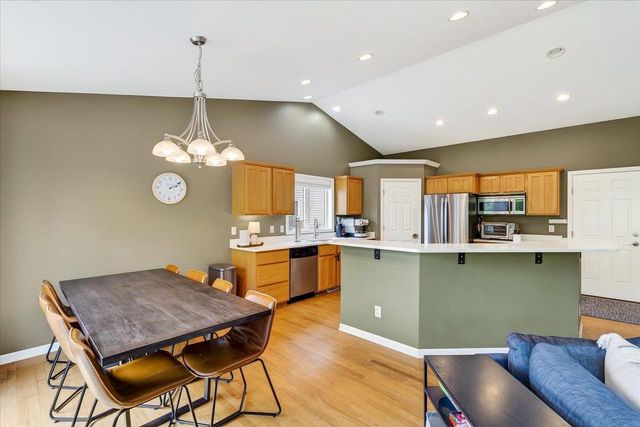 9423 White Fox Lane, Middleton, WI 53562