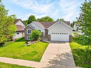 9423 White Fox Lane, Middleton, WI 53562