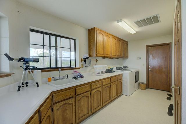 1095 Cold Springs Rd, Placerville, CA 95667