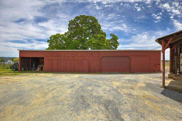 1095 Cold Springs Rd, Placerville, CA 95667