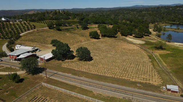 1095 Cold Springs Rd, Placerville, CA 95667