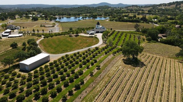 1095 Cold Springs Rd, Placerville, CA 95667