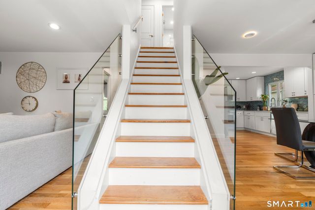 141 Rood Avenue, Windsor, CT 06095