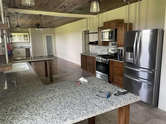 4858 Harris Road, Iowa, LA 70647