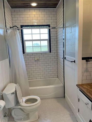 4858 Harris Road, Iowa, LA 70647