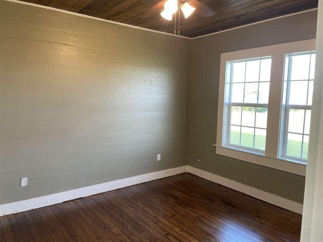 4858 Harris Road, Iowa, LA 70647