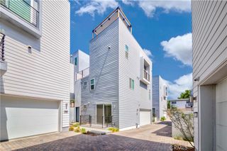 1937 Griffith Park Boulevard, Silver Lake, CA 90039