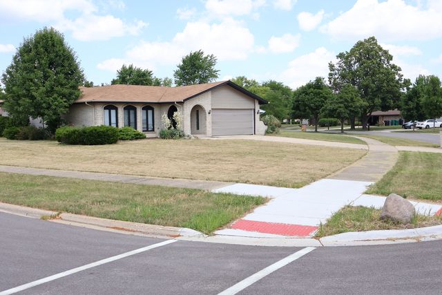 8818 Lori Lane, Orland Park, IL 60462