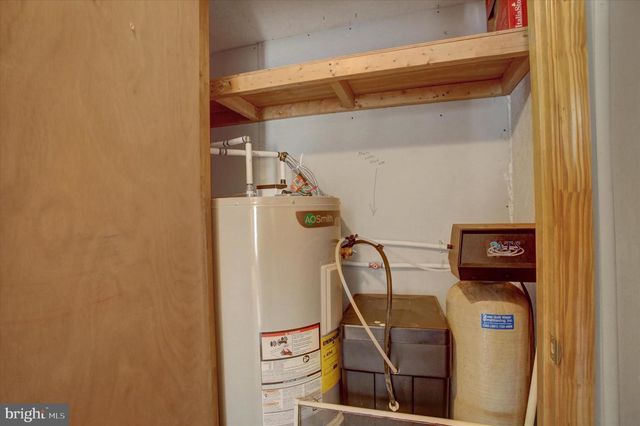 15134 N YOUNG RD, Greencastle, PA 17225