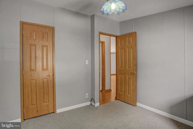 15134 N YOUNG RD, Greencastle, PA 17225