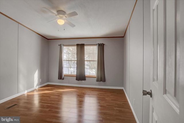 15134 N YOUNG RD, Greencastle, PA 17225