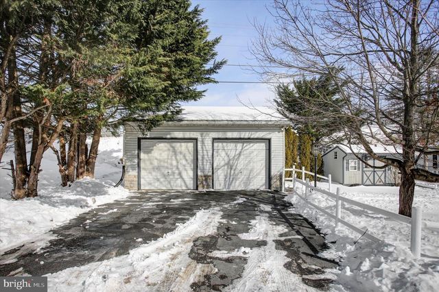 15134 N YOUNG RD, Greencastle, PA 17225