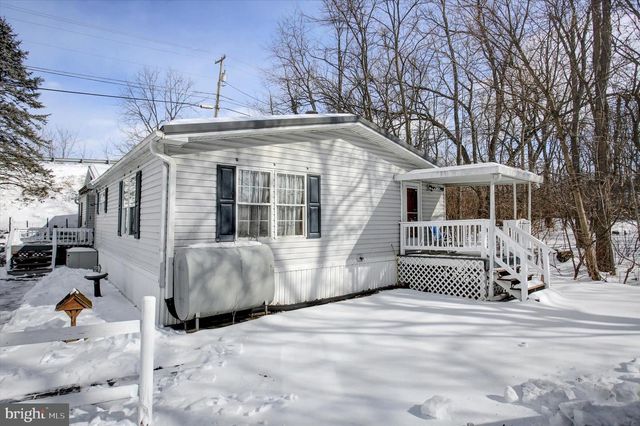 15134 N YOUNG RD, Greencastle, PA 17225