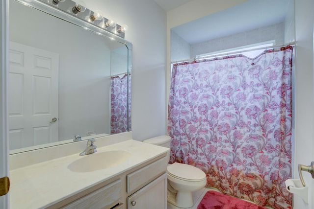 176 SW Fernleaf Trail, Port St. Lucie, FL 34953