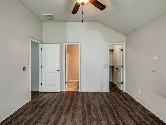 1225 Hickory Creek Drive, Yukon, OK 73099