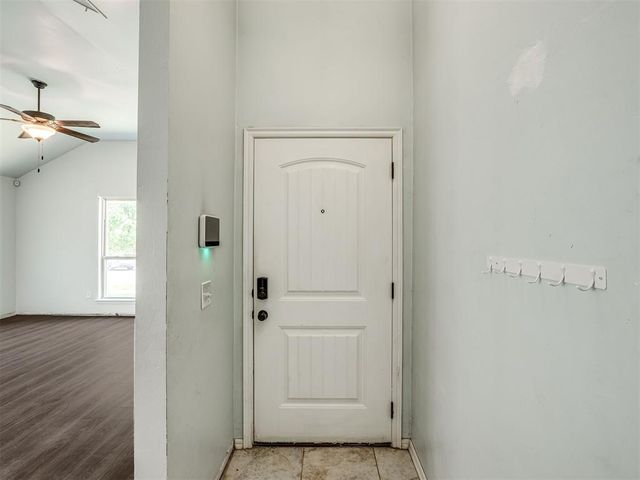 1225 Hickory Creek Drive, Yukon, OK 73099