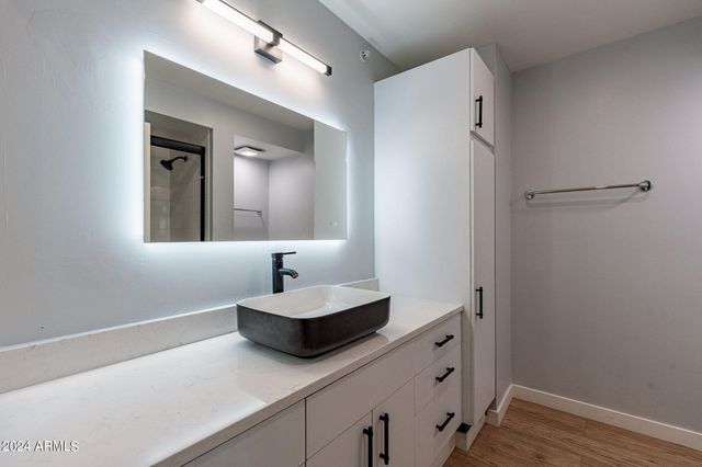 4808 N 24TH Street 306, Phoenix, AZ 85016