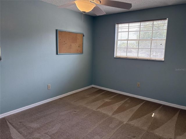 1008 LADY GUINEVERE DRIVE, Valrico, FL 33594