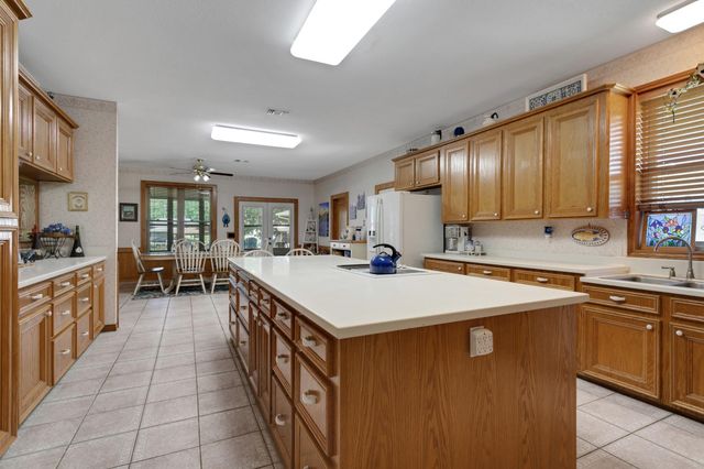 26 Westpoint Drive, Trinity, TX 75862