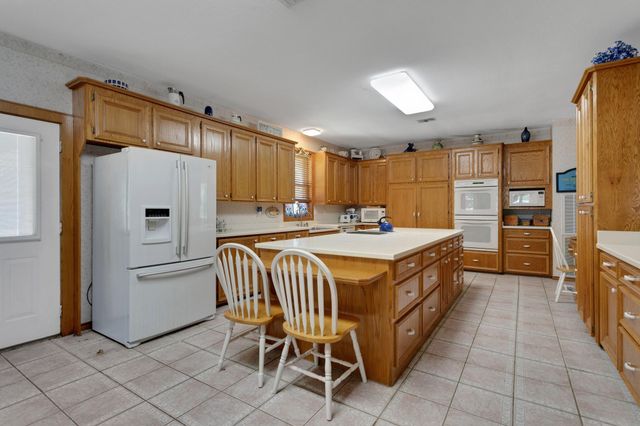 26 Westpoint Drive, Trinity, TX 75862