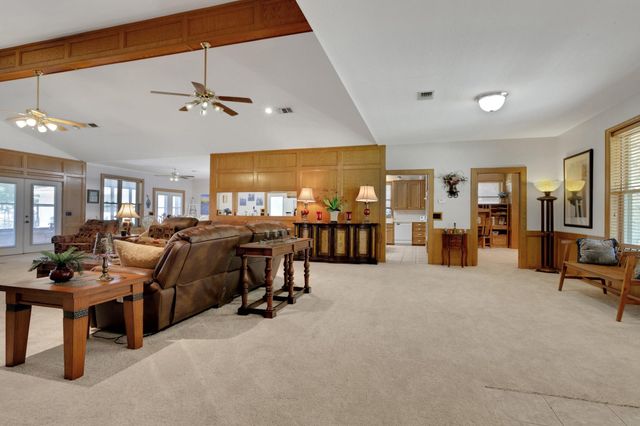 26 Westpoint Drive, Trinity, TX 75862