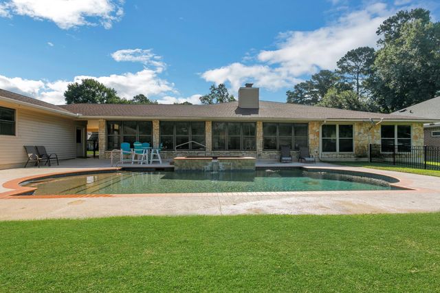 26 Westpoint Drive, Trinity, TX 75862