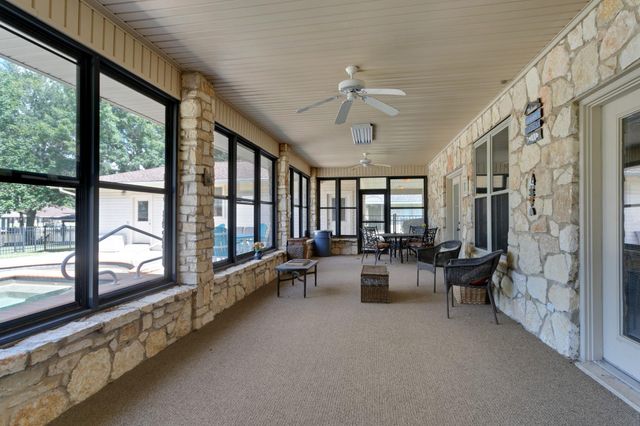 26 Westpoint Drive, Trinity, TX 75862