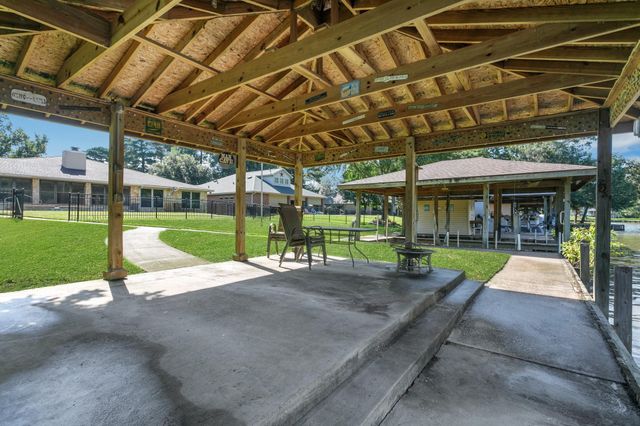 26 Westpoint Drive, Trinity, TX 75862