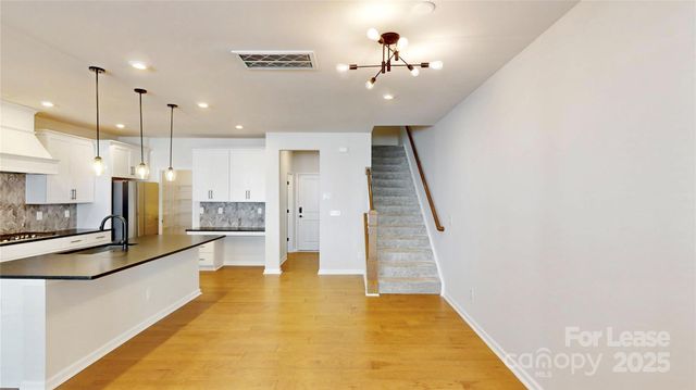 509 Myrick Alley, Charlotte, NC 28217