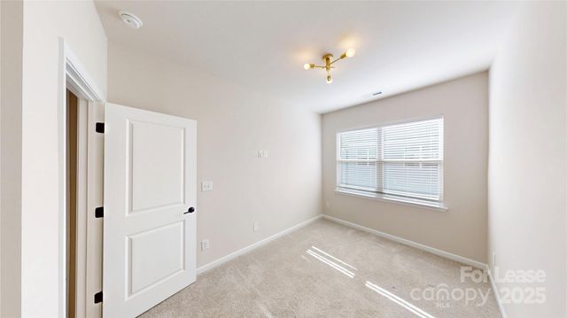 509 Myrick Alley, Charlotte, NC 28217