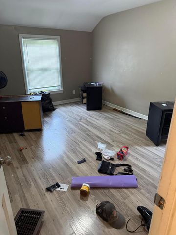 594 S Hampton Road, Columbus, OH 43213