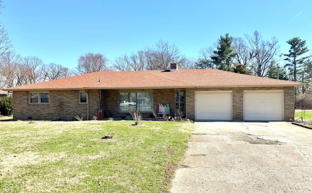 616 Vermillion Court, Anderson, IN 46012
