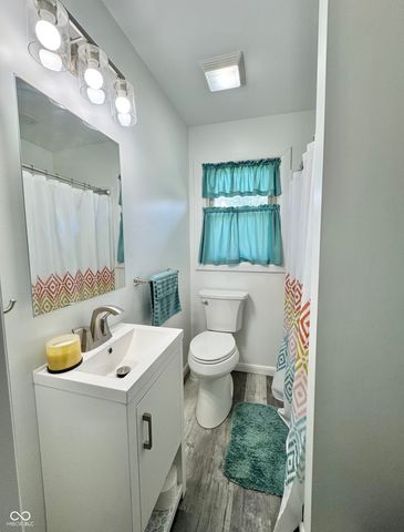 616 Vermillion Court, Anderson, IN 46012