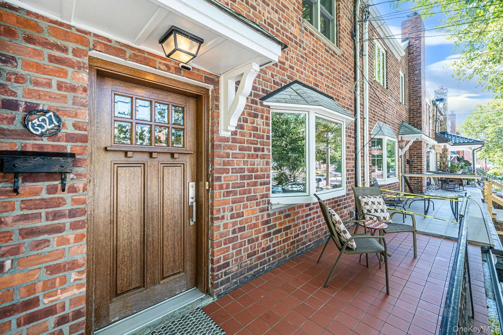 63-27 72nd Street, Middle Village, NY 11379 — photo 3