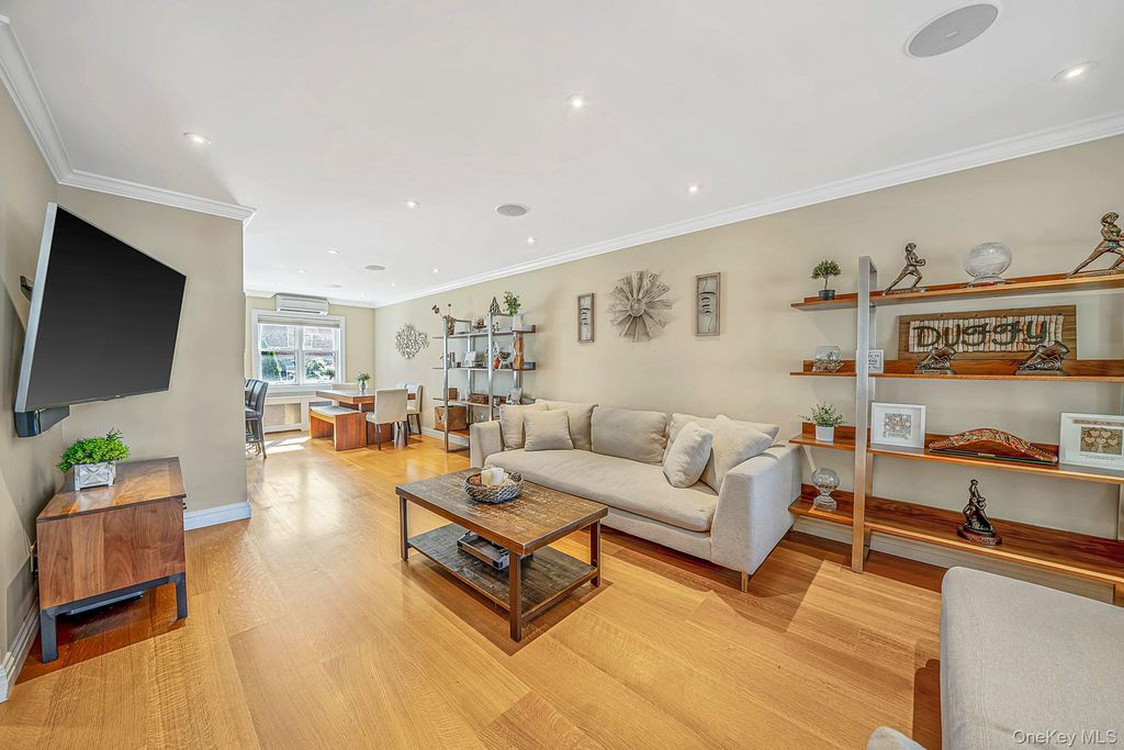 63-27 72nd Street, Middle Village, NY 11379 — photo 4