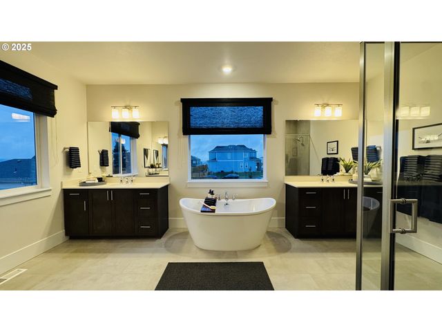 17570 Sw Steens Ln, Beaverton, OR 97007