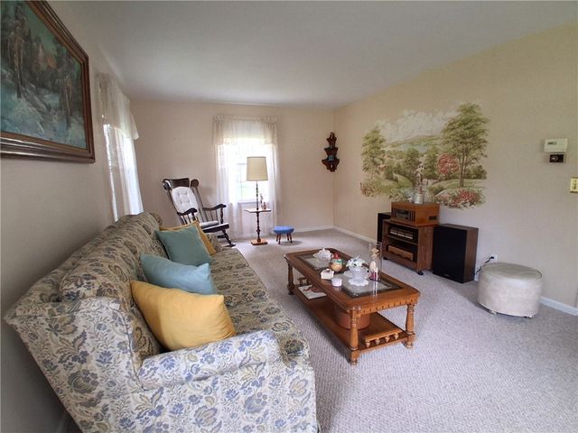 9 Hallmark Road, Penfield, NY 14625