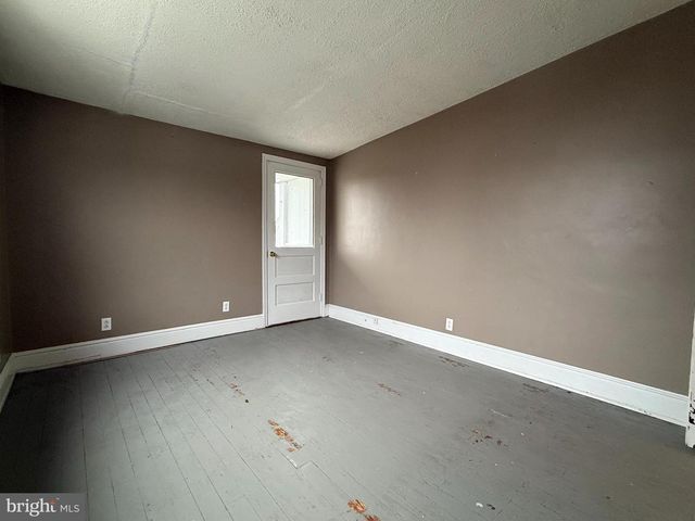 263 W MAIN ST, Dallastown, PA 17313