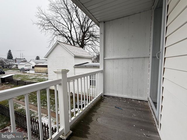 263 W MAIN ST, Dallastown, PA 17313